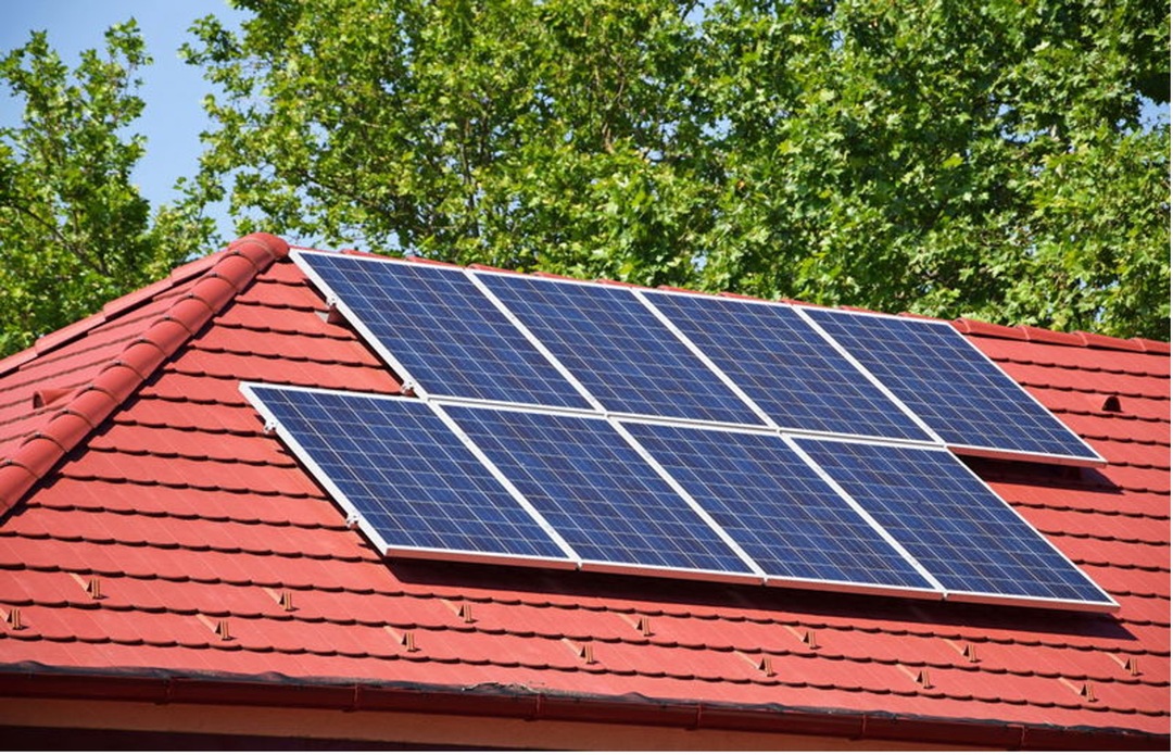Installazione di pannelli solari sul tetto con le proprie mani: come montare - Setafi