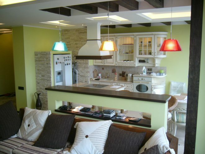 Kitchen-living room in shades of green