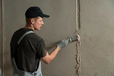 What to do after plastering walls