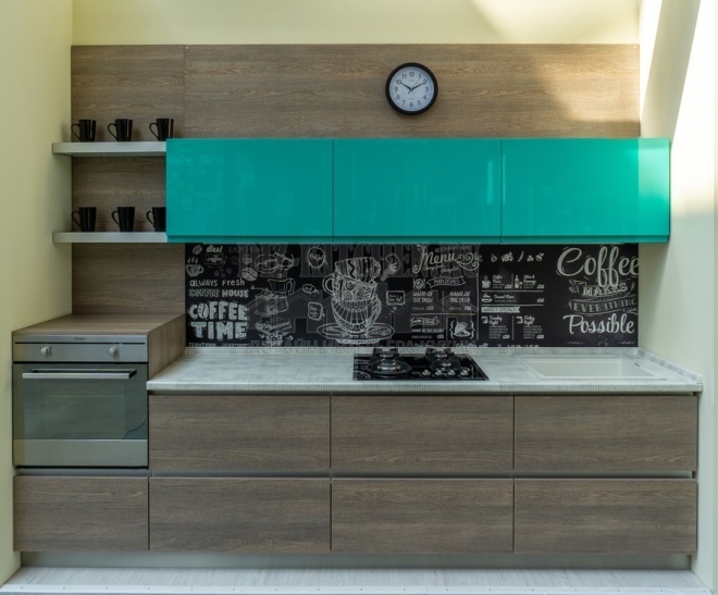 Wood grain kitchen with turquoise