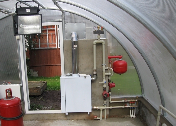 Option for piping a floor gas boiler 