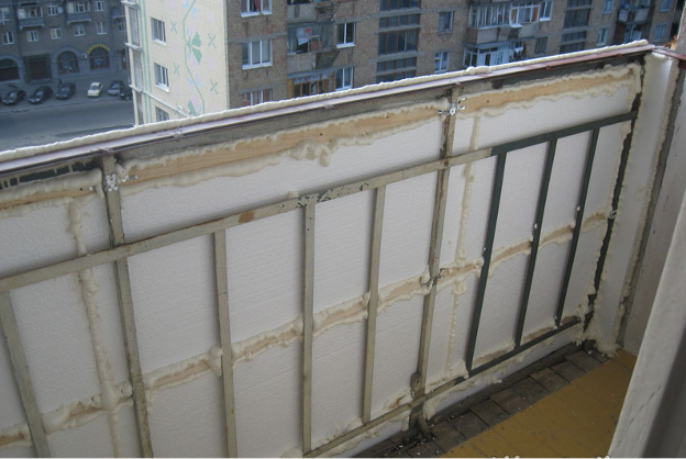 Izolace podlahy na balkoně minerální vlnou