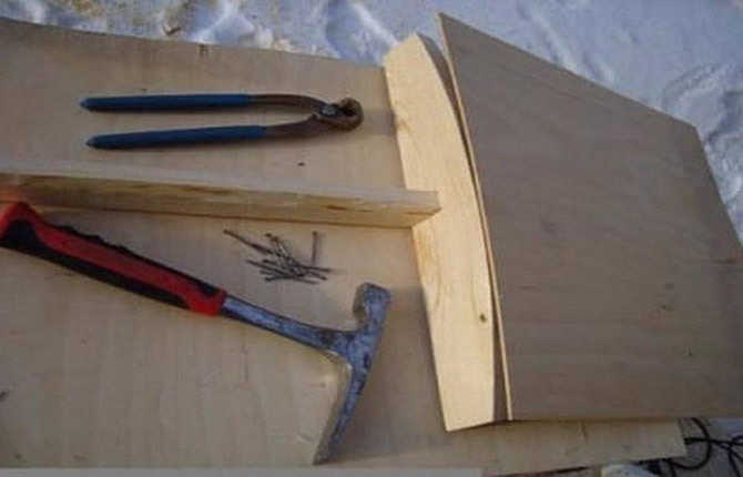 How to make a comfortable and durable snow shovel with your own hands: step-by-step instructions with drawings