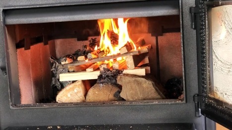 Špecifické teplo spaľovania palivového dreva