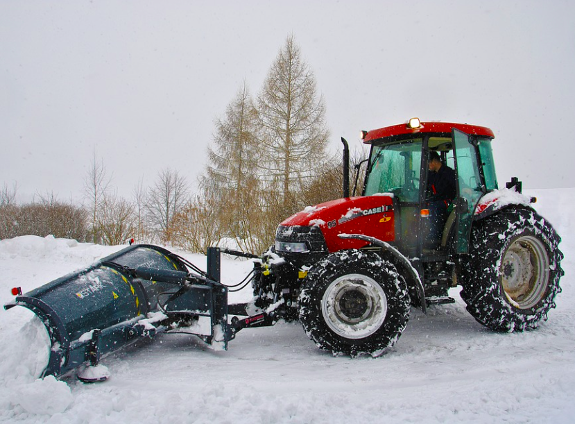 Melyik traktort válasszuk hóeltakarításhoz: nézz, válassz és vásárolj - Setafi