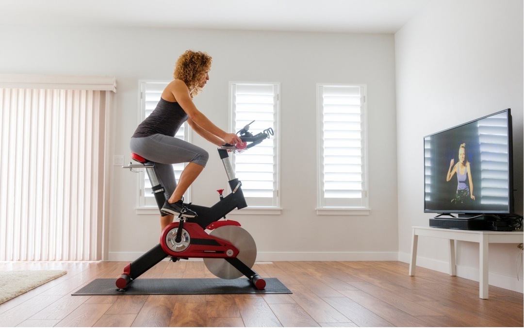 Which is better: treadmill or exercise bike? Finding the best equipment for training at home - Setafi