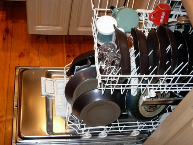 White deposits in the dishwasher: how to remove, the reasons