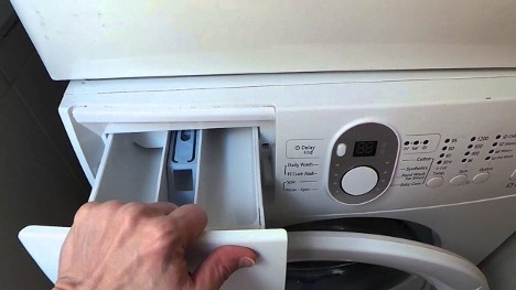 Proč se prášek nevymyje ze zásobníku pračky? Pět důvodů, proč stroj nesbírá prášek - Setafi