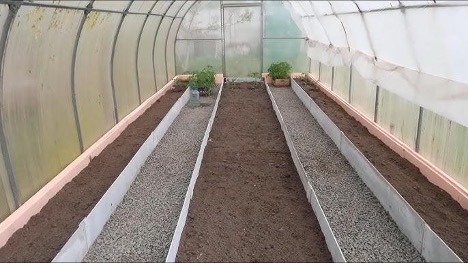 Isolering av ett polykarbonatväxthus